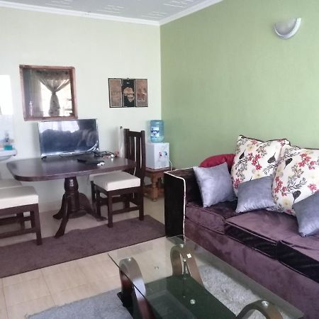 The Rhine Guest House - Eldoret Buitenkant foto