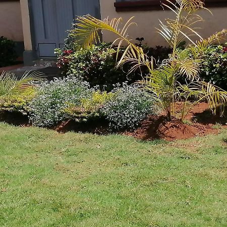 The Rhine Guest House - Eldoret Buitenkant foto
