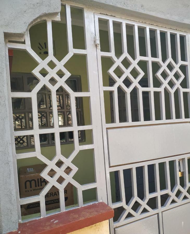 The Rhine Guest House - Eldoret Buitenkant foto
