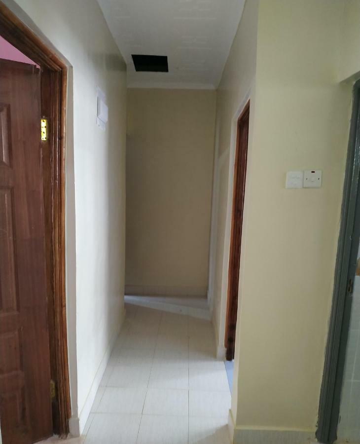 The Rhine Guest House - Eldoret Buitenkant foto